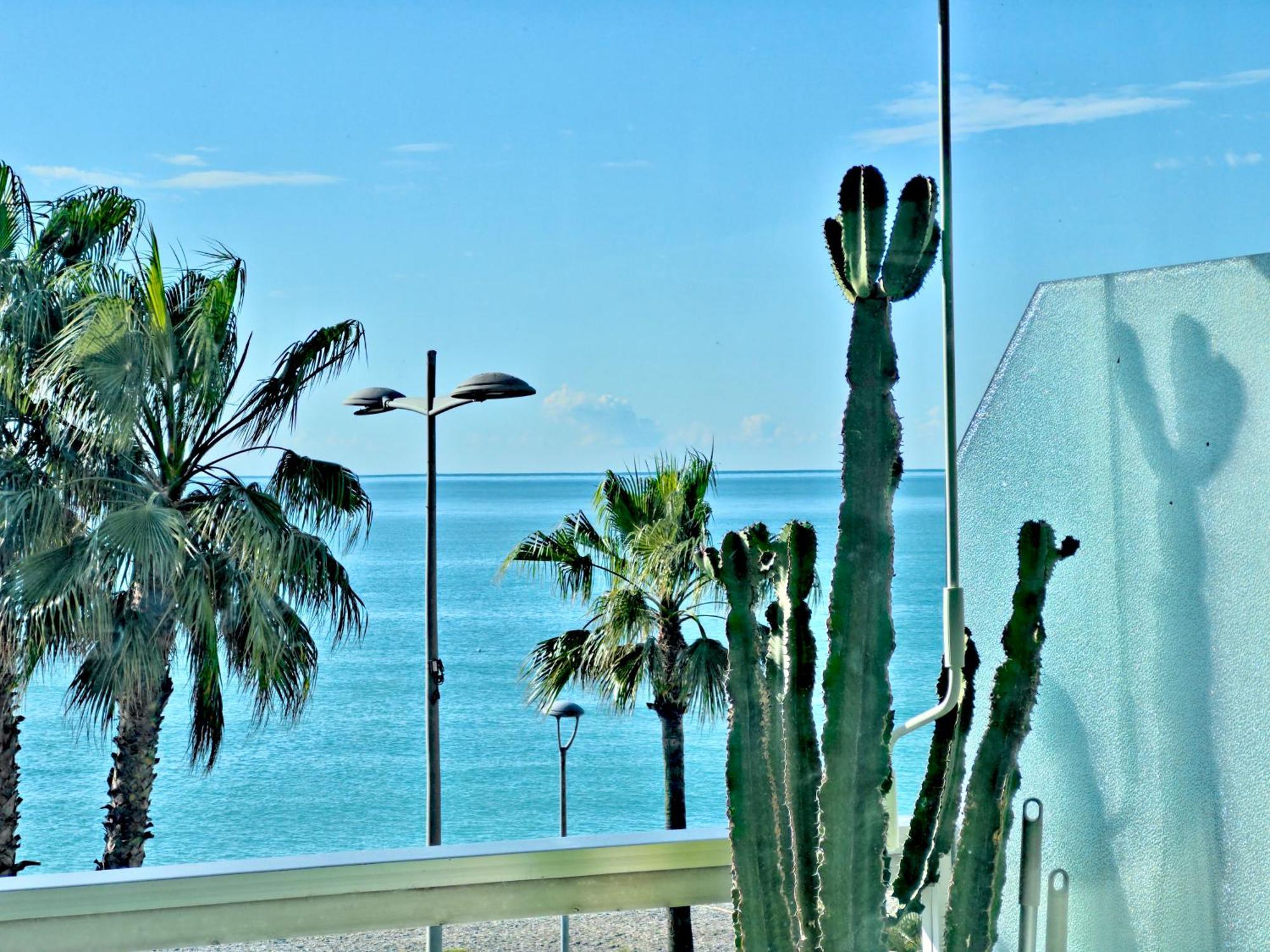 Panoramic Sea View Studio 24H Checkin Cagnes-sur-Mer Exterior photo
